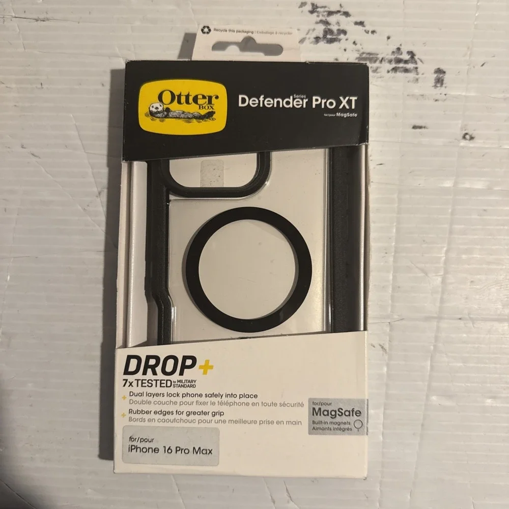 OtterBox Defender XT Apple iPhone 16 Pro Max Dark Side Clear/Black MagSafe Case
